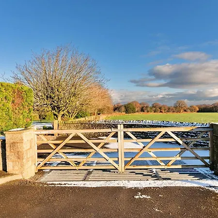 Finest Retreats - Moorfield House *