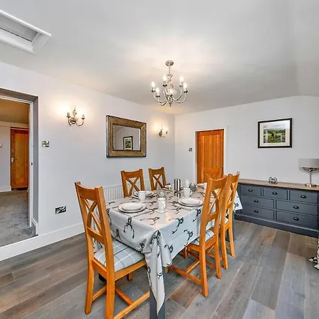 Finest Retreats - Moorfield House *