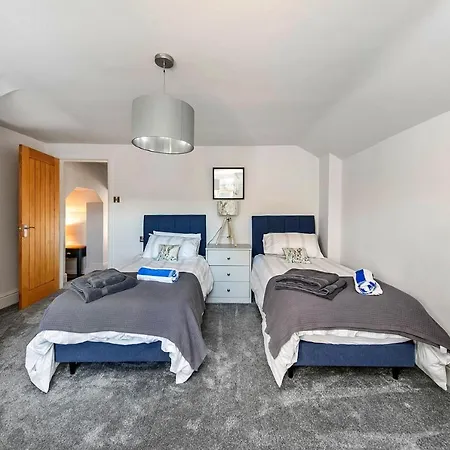 Finest Retreats - Moorfield House